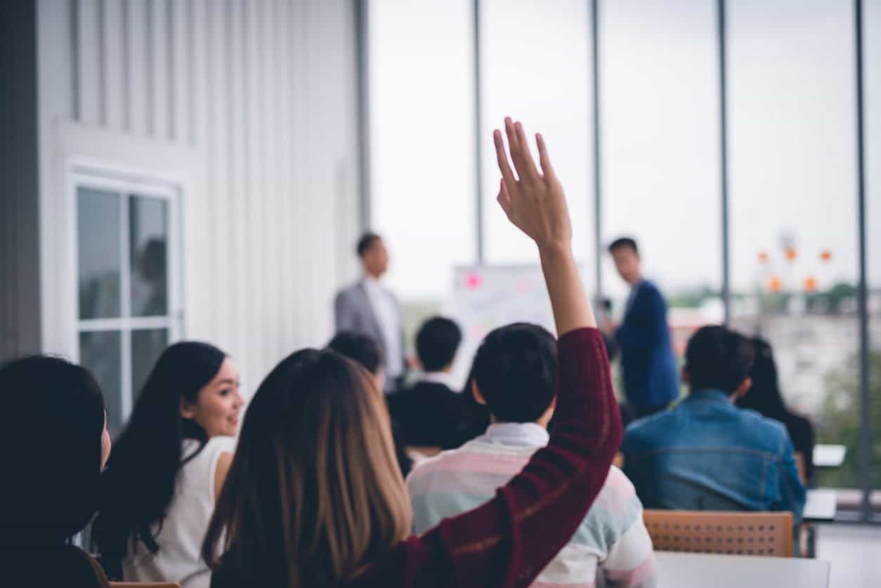 Montreal Product Manager raises her hand